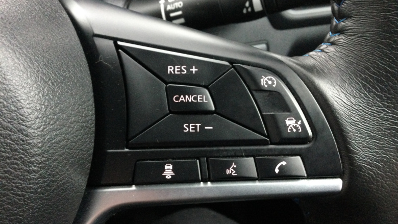 Nissan LEAF 110kW Acenta 39kWh 5dr Auto Electric Hatchback